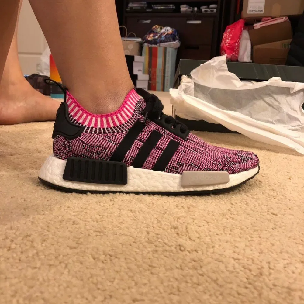 Adidas Womens NMD_R1 Primeknit Originals
